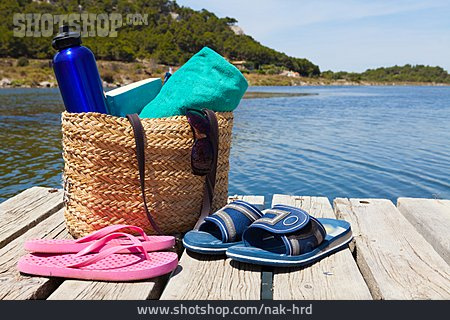 
                Handtuch, Badeurlaub, Flip Flops, Strandtasche                   