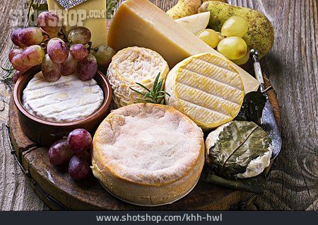 
                Käseplatte, Käsesorten, Französische Küche                   