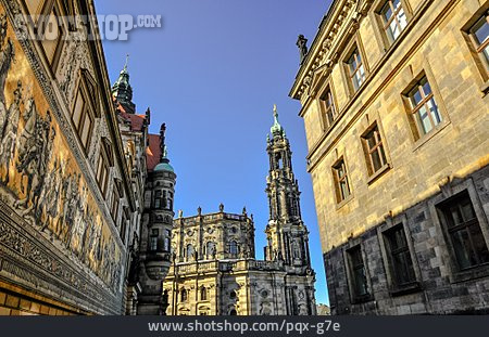 
                Altstadt, Dresden, Hofkirche                   
