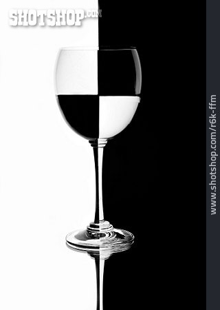 
                Schwarzweiß, Form, Weinglas                   