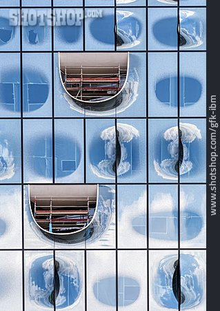 
                Glasfassade, Elbphilharmonie                   