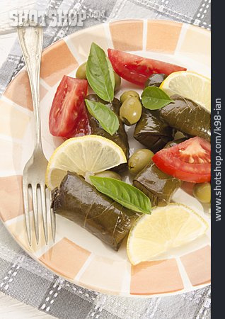 
                Mediterrane Küche, Gefüllte Weinblätter                   