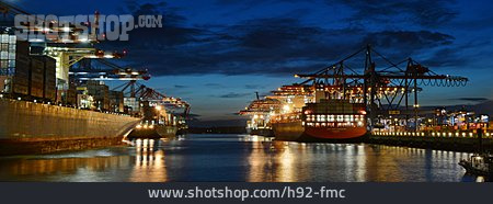 
                Logistik, Containerschiff, Burchardkai                   