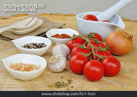 
                Zubereitung, Zutaten, Mediterrane Küche                   