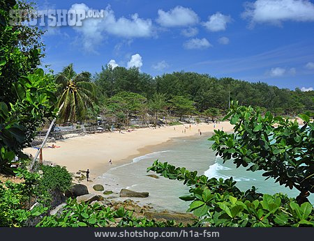 
                Strand, Thailand, Nai Harn Beach                   