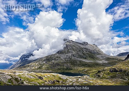 
                Wolken, Gipfel, Trollstigen, More Og Romsdal                   