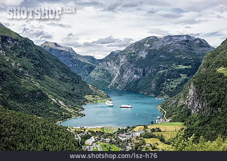 
                Norwegen, Fjord, Geirangerfjord, Geiranger                   