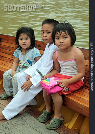
                Kinder, Asiatisch, Brunei                   