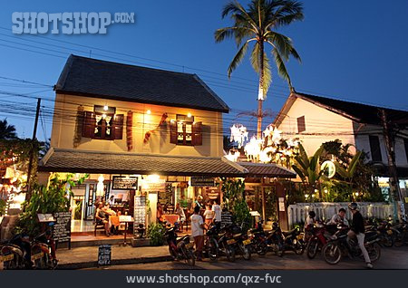 
                Stadtleben, Altstadt, Luang Prabang                   