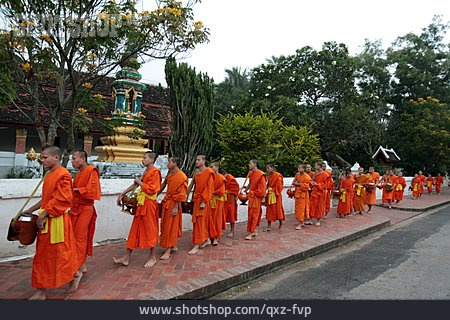 
                Buddhismus, Mönch, Vat Xienthong                   
