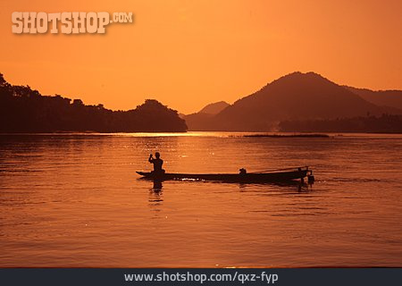 
                Idylle, Laos, Mekong                   