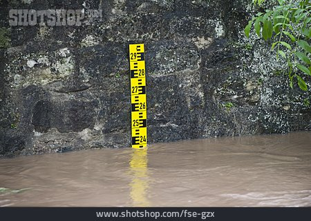 
                Messung, Hochwasser, Pegelstand                   
