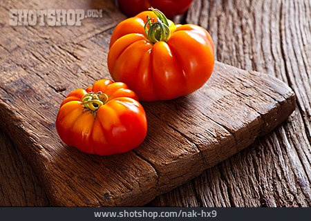 
                Tomate, Fleischtomate                   