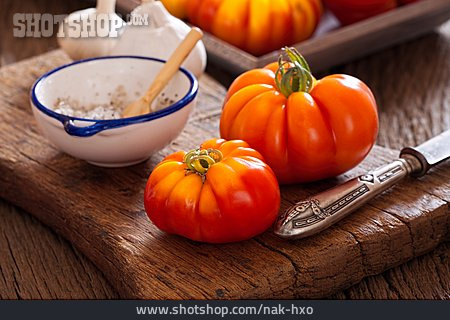 
                Tomate, Fleischtomate, Landhausstil                   