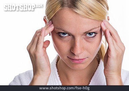 
                Kopfschmerzen, Migräne, Beschwerden                   