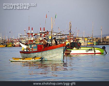 
                Fischerboot, Sri Lanka                   