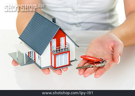 
                Schlüssel, Modellhaus, Hauskauf                   