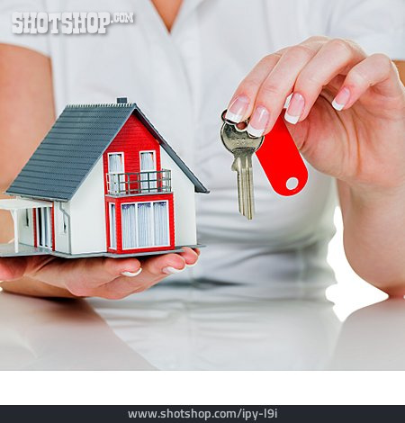 
                Schlüssel, Eigenheim, Modellhaus, Immobilienkauf                   