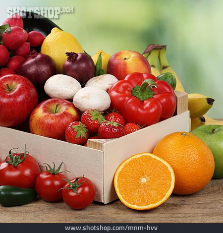 
                Gesunde Ernährung, Obst, Gemüse, Bio                   