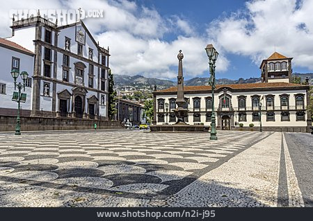 
                Rathaus, Madeira, Funchal                   