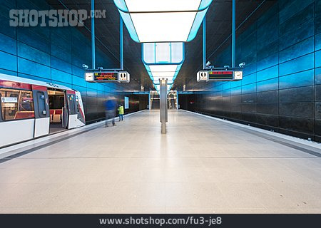 
                U-bahn, Bahnsteig                   