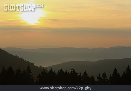 
                Sonnenaufgang, Mittelgebirge, Thüringer Wald                   