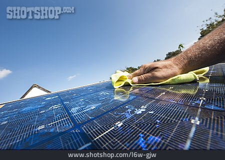 
                Reinigen, Solar, Solaranlage, Solarzelle                   
