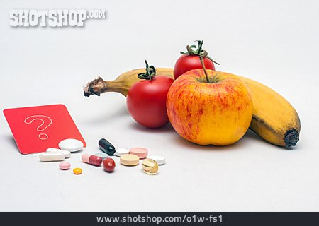 
                Gesunde Ernährung, Obst, Vitamine, Arzneimittel, Fragezeichen                   