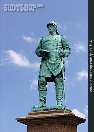 
                Statue, Otto Von Bismarck                   
