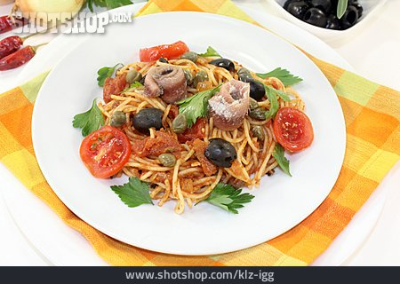 
                Nudelgericht, Italienische Küche, Spaghetti Alla Puttanesca                   