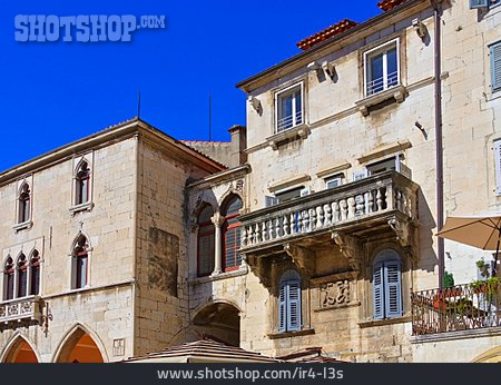 
                Historisches Bauwerk, Split                   