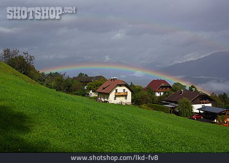 
                Dorf, Regenbogen, Kärnten                   