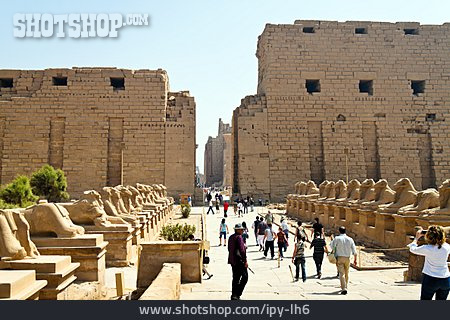 
                Tempel Des Amun-re, Karnak-tempel                   