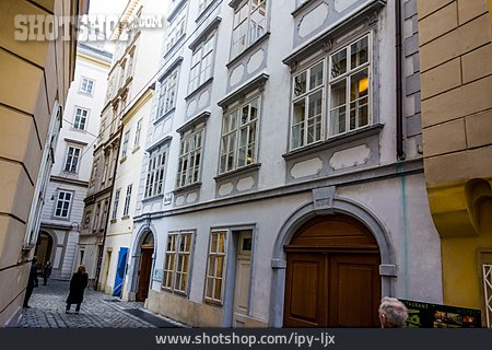 
                Wien, Mozart, Figarohaus                   