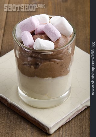 
                Dessert, Mascarpone, Mousse Au Chocolat, Marshmallow                   
