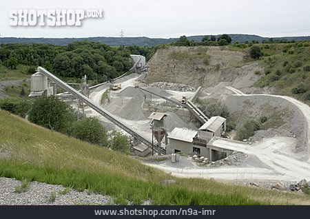 
                Steinbruch, Bergbau, Kieswerk                   