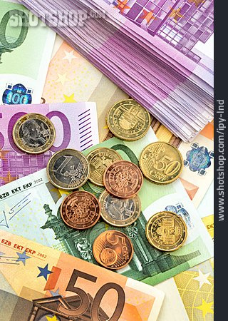 
                Geld, Euro, Euroschein, Euromünzen                   