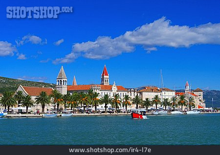 
                Kroatien, Dalmatien, Trogir                   