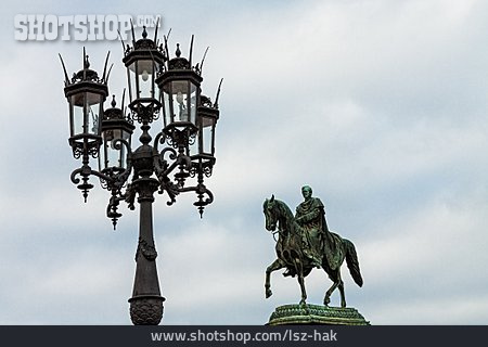 
                Lantern, Equestrian Sculpture, King John                   