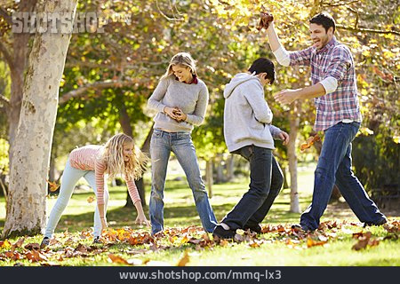 
                Spaß & Vergnügen, Herbststimmung, Familie                   