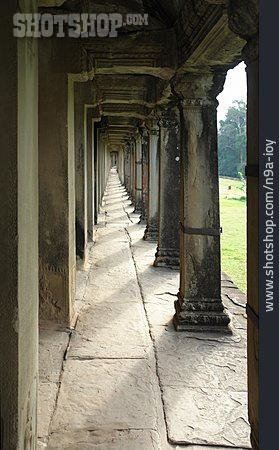 
                Säulengang, Angkor Wat                   