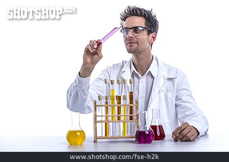 
                Wissenschaftler, Chemiker, Laborant                   