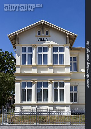 
                Villa, Hausfassade, Restauriert                   