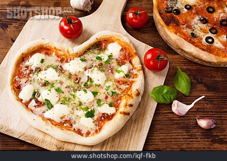 
                Herzförmig, Pizza, Margherita                   