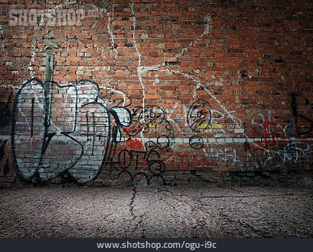 
                Graffiti, Backsteinmauer                   