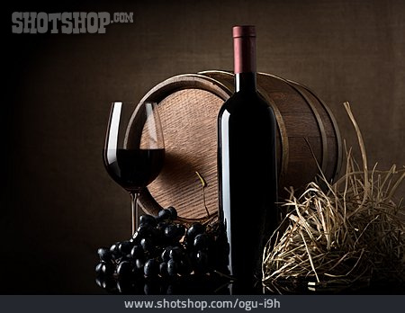 
                Rotwein, Weinfass                   
