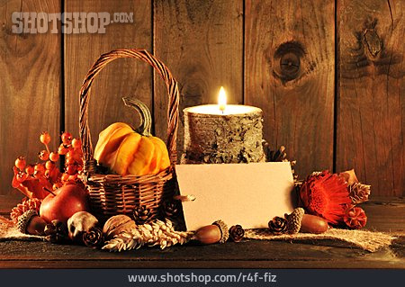 
                Kerze, Erntedankfest, Herbstdekoration                   