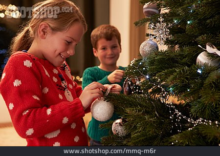 
                Christbaumschmuck, Weihnachtsbaum, Geschwister                   