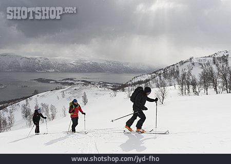 
                Wintersport, Skitour, Skibergsteigen, Lyngen                   