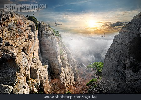 
                Gebirge, Krim                   